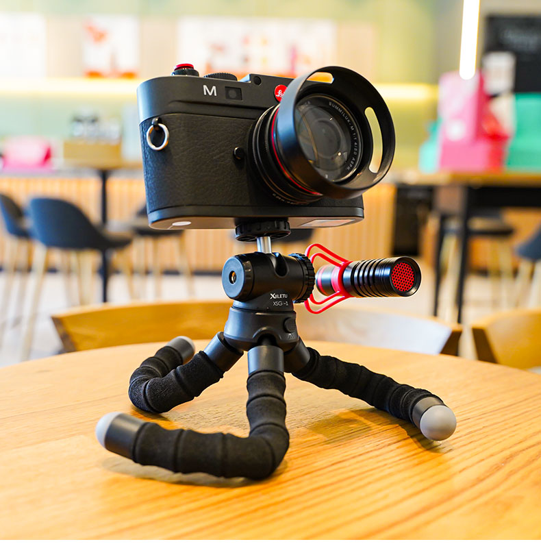 Capture Every Moment with the Apple Compatible Octopus Tripod!
